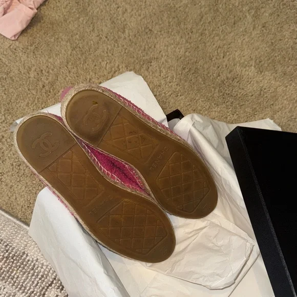 CHANEL Hot Pink Bouclé Espadrilles with Black Toe Cap - Picture 8 of 11